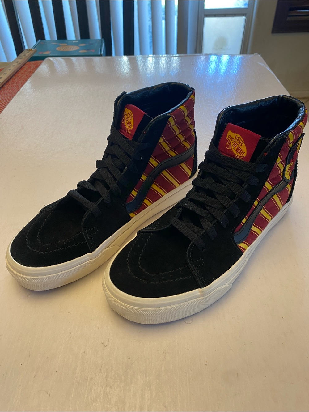 Vans x Harry Potter SK8 High Gryffindor Suede Leather w/Canvas Upper Women’s 6.5
